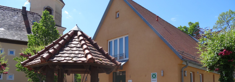 Gemeindhaus Frotnansicht